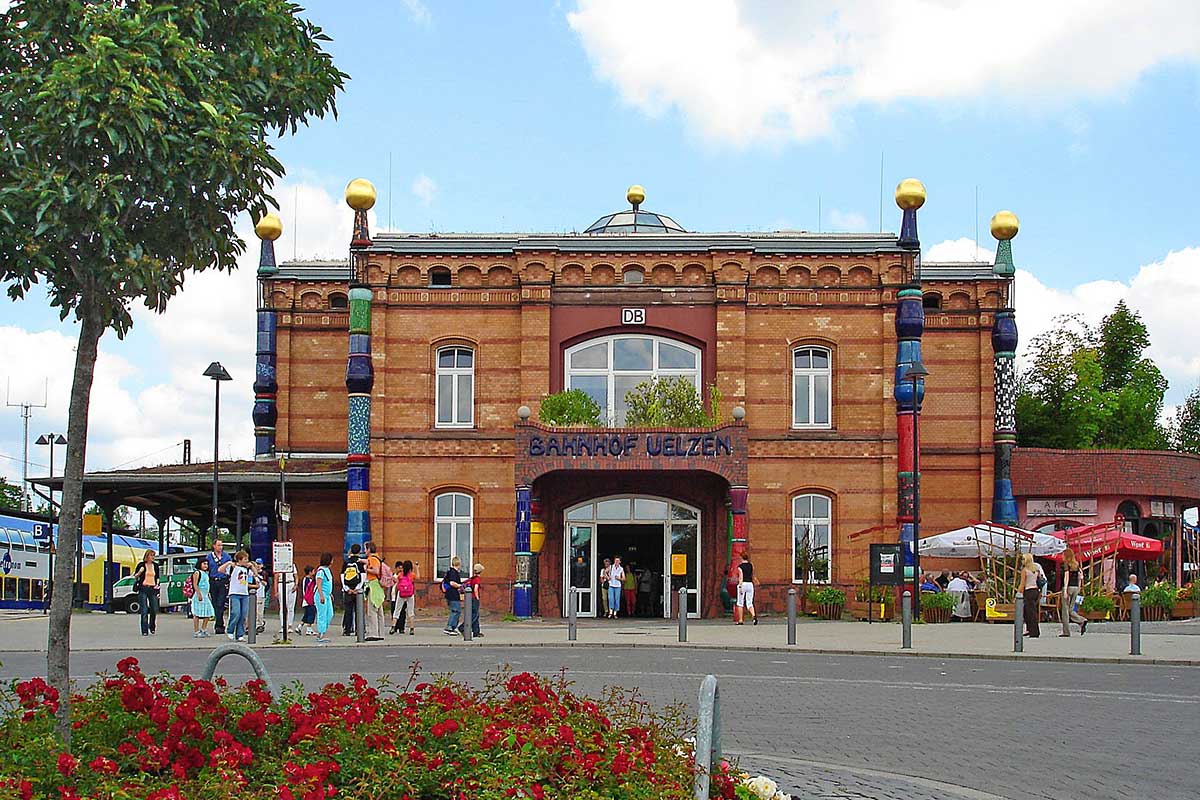 Hundertwasser-Bahnhof in Uelzen